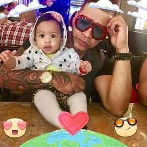 Meet your Posher, Damian